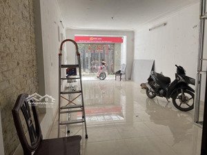 cho thuê cửa hàng kinh doanh tại ngõ 80 nguỵ như kon tum. ngõ ô tô to đẹp mặt sau chung cư sầm uất