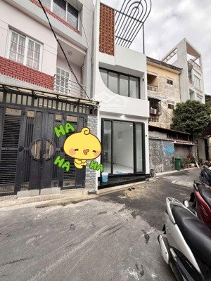 nhà chính chủ chỉ 7.750 tỷ tl
đặng văn ngữ p.10 phú nhuận