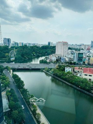 cho thuê căn hộ vinhome golden river-cầu ba son phường bến nghé quận 1, giá chỉ 25tr/tháng