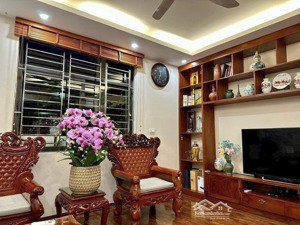 bán nhà 7 tầng, thang máy phố thái hà, vỉa hè 2 bên, kinh doanh, 70m2, ô tô ra vào