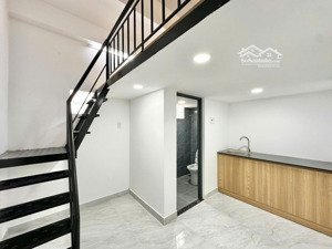 cho thuê phòng gác 2,8tr có máy lạnh - thang máy, máy giặt - bảo vệ 24/24