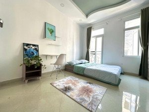 studio cửa sổ thoáng full nội thất free 2 xe + giặt ở ngay không cần mua gì thêm