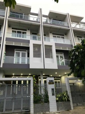 siêu hiếm! bán cặp nhà phố ngang 10m (thông nhau) dự án dương hồng. cho thuê hay ở đều phù hợp