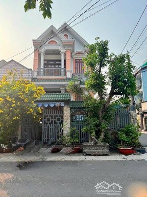 bán biệt thự 8,5m x18m.xây 2 lầu .góc 2 mặt tiền đường nguyễn thị thơi,phường hiệp thành.q12