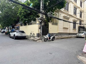 bán gấp biệt thự siêu sang siêu vip 2 mặt tiền p.25 , q. bình thạnh dt:9x21 cn :151,5m2