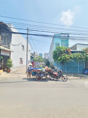 bán lô góc (rẻ) 4.9x48m, hẻm đt. 743b p. tân đông hiệp gần ngã 3 ông xã