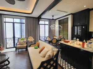 bán nhà bồ đề, long biên 65m2 5t giá 18,1 tỷ , ga ra ô tô , nội thất xịn ,gần hồ bồ đề