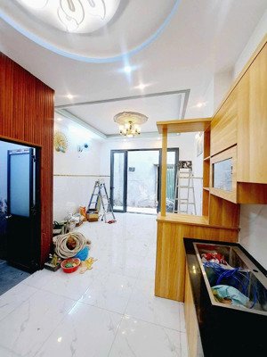 nhà ngang 3,5m dài 6m nguyễn văn quá quận 12 gần cầu tham lương. giá chỉ 1tỷ080tr còn bớt