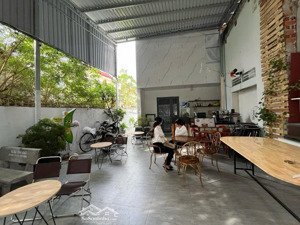 chủ cần bán nhà mặt tiền đường hồ tri tân tp bà rịa, đang cho thuê quán cafe, 100m2 giá 3.5 tỳ