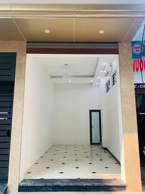 cho thuê mặt bằng kinh doanh tầng 1 phan đình giót hà đông 17m mặt tiền 6m