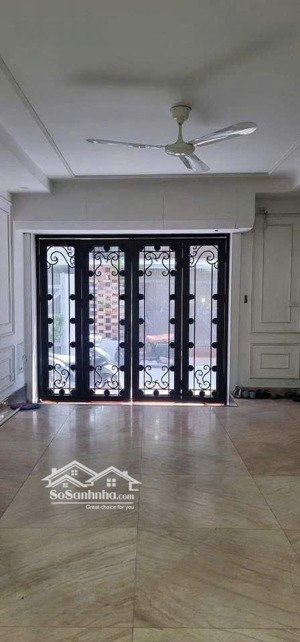 cho thuê nhà mặt đường tứ liên tây hồ giá thuê cả nhà: 24.5 triệu/tháng