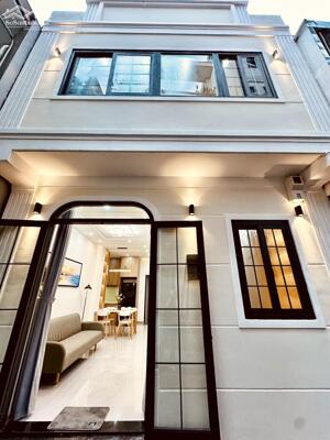 Nhà xây mới 2 tầng 5x6m 60/25/21 Lê Văn Duyệt 4.9 tỷ