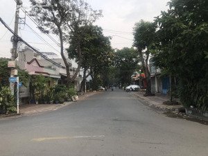 đừng bỏ lỡ 106m2 - chỉ còn 6 tỷ x - bán nhà nhỏ khu phước bình - tiện xây mới - khu vip nhất q9