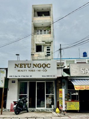 nhanh tay còn kịp!cc bán nhà mặt tiền vị trí siêu đẹp p.thạnh xuân dòng tiền 10tr/t,sẵn sổ sạch!!