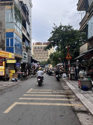 nhà 2 mặt ngõ trước sau ô tô vf3 đỗ cửa 10m ra oto tránh 50m ra hồ tây