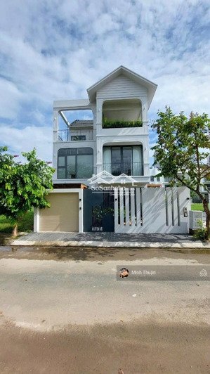 siêu hiếm ! biệt thự siêu đẹp nội khu nguyễn hoàng - 3 tầng - full nt - 145m2 - giá chỉ: 39 tỷ