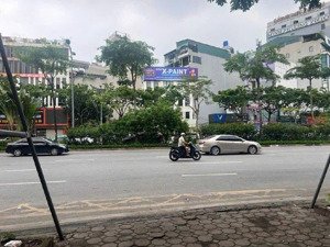 bán đất siêu hiếm hoàng quốc việt, chỉ có 350 triệu/m2, xây tòa nhà văn phòng,kinh doanh đỉnh.