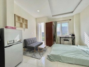 25m2, ban công, thang máy ngay 117 nguyễn hữu cảnh phường 22 bình thạnh