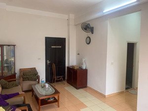 cho thuê căn hộ chung cư 82.5m2 tại ngõ 89 lạc long quân