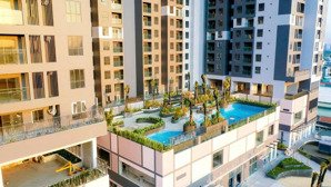chủ nhà gửi bán gấp căn hộ 2pn hướng đb, giá chỉ từ 2ty450, ht pearl nhận nhà ở ngay, có sổ hồng