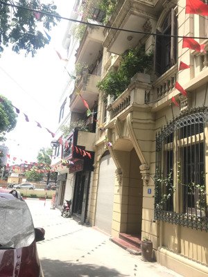 bán nhà ngõ 76 nguyễn chí thanh, đống đa, nhà dân xây, gần phố, dt 25m2, 4 tầng, giá 6,8 tỷ.