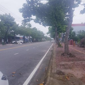 bán đất mt nguyễn huệ gần góc ngã tư trung tâm phú mỹ kinh doanh sầm uất,dt:5x25 full thổ giá 5.4ty