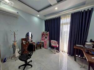 Hẻm OTO 7 chỗ vào nhà - 3 TẦNG hoàn công chuẩn chỉnh - 4PN - 5WC - ngay PHẠM VĂN ĐỒNG - VÀNH ĐAI 2