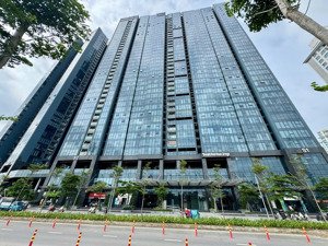 em có 5 căn ngoại giao giá tốt nhất có nội thất view sông hồng. khách xem nhà liên hệ: 