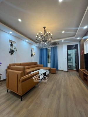 bán nhà phố quan nhân .2mặt thoáng ,full nội thất dt55 ,5t ,giá nhỉnh 10 tỷ .