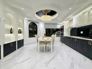 chính chủ bán toà k.s vip dòng tiền 1,4 tỷ/năm 8x11 hầm 5l 18pn 1 quán cf giá 28,5 tỷ 
