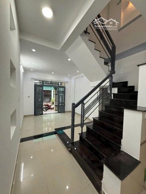 chính chủ cần bán căn nhà đường số 9 trương thọ - khu phân lô - hẻm nhựa