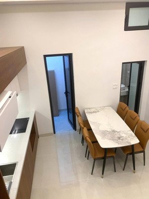 bán nhà cổ nhuế 65m2- giá 9,9 tỷ- cạnh đh mỏ- bv phương đông- kinh doanh- ô tô