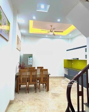 lê trọng tấn, hoàng mai, nhà đẹp, diện tích rộng, gần phố 45m2 mt 4.5m giá chỉ 8.19 tỷ