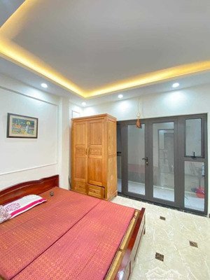 bán gấp căn nhà bưng ông thoàn, phú hữu, quận 9 giá 1tỷ700tr nội thất đầy đủ