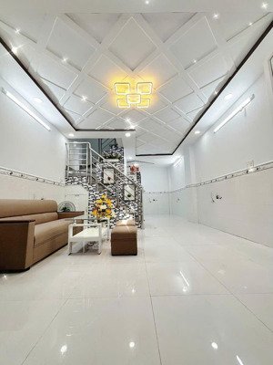 chủ bán giá hữu nghị nhà nguyễn kiệm phú nhuận 47,5m2 2pn 2wc giá 2 tỷ450 triệu