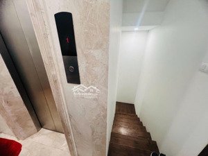 cc cần bán gấp nhà mặt phố tt quận đống đa-vỉa hè 5m-kinh doanh-thang máy ô tô đỗ-42m2*6t*4.15mt=23