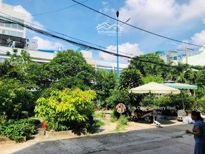 bán nhà riêng 3 tầng cực chất 922 cmt8, p. 5, tân bình, giá chỉ 5.9 tỷ