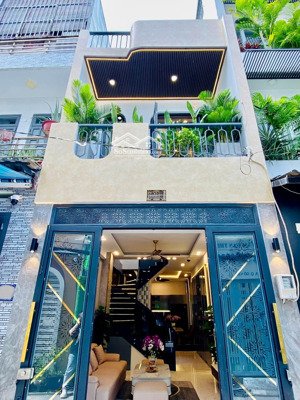 chính chủ bán nhà riêng 72m2/4ty9 đề thám, cô giang, quận 1 sổ hồng riêng chính chủ