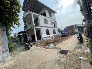 bán lô góc 2 mặt tiền phường hiệp hòa, biên hòa. dt: 5x16=80m2. giá: 3tỷ9 tl