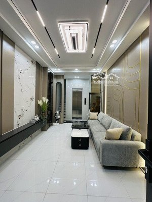 bán nhà 6 tầng thang máy - nội thất xịn - trung tâm hai bà trưng - gần times city - giá 8.65 tỷ.