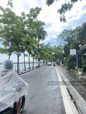 bán nhà mới 6 tầng thang máy đường thuỵ khuê tây hồ, ngõ thông trích sài, gần hồ tây, ở ngay