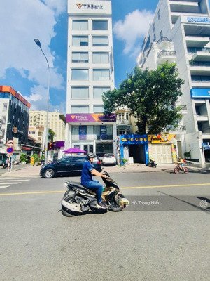 bán nhà mặt tiền bạch đằng, p2, tân bình (7x20m) xd 6 tầng, thuê 130tr, bán nhà giá 28 tỷ