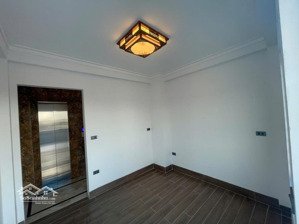 bán nhà trung tâm ngọc thụy. nhà mới 6 tầng thang máy full nội thất nhập khẩu . ô tô ngủ trong nhà