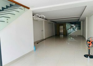 cho thuê toà vp 4.5 tầng trống suốt có thang máy đường 15m bùi tá hán, khu sầm uất