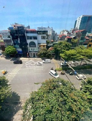 gia đình cần bán tòa nhà mặt phố trần khát chân - đại cồ việt 220m2 12 tầng đường rộng 40m 148.8 tỷ