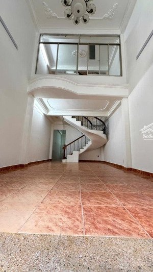 hàng thơm phú nhuận, 3 tầng btct, 4m x14m, huỳnh văn bánh, nhỉnh 7ty