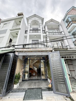 nhà shr ngay metro quận 12 đúc 1 trệt 2 lầu 4pn hxh - 4m x 15m