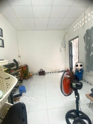 nhà nhỏ ko lg qh - cách mạng tháng tám - 17m2, 2tầng - nhỉnh 2tỷ