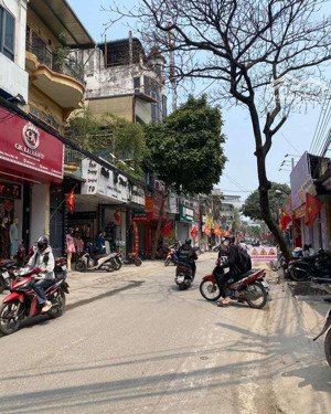 cho thuê nhà riêng 4 tầng, 4pn, full đồ ở lĩnh nam 8tr/tháng
