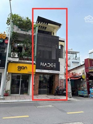 nhà nguyên căn cho thuê 39 huỳnh văn bánh, p17, q phú nhuận dt: 30m2, dtsd: 90m2 (ngang3m,dài 10m